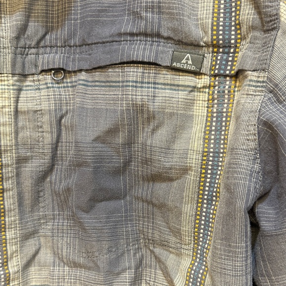 Ascend Gray and Blue Plaid Shirt Jacket - Picture 5 of 8